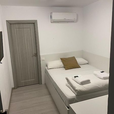 Small Central Bucharest Old Town Studios 외부 사진